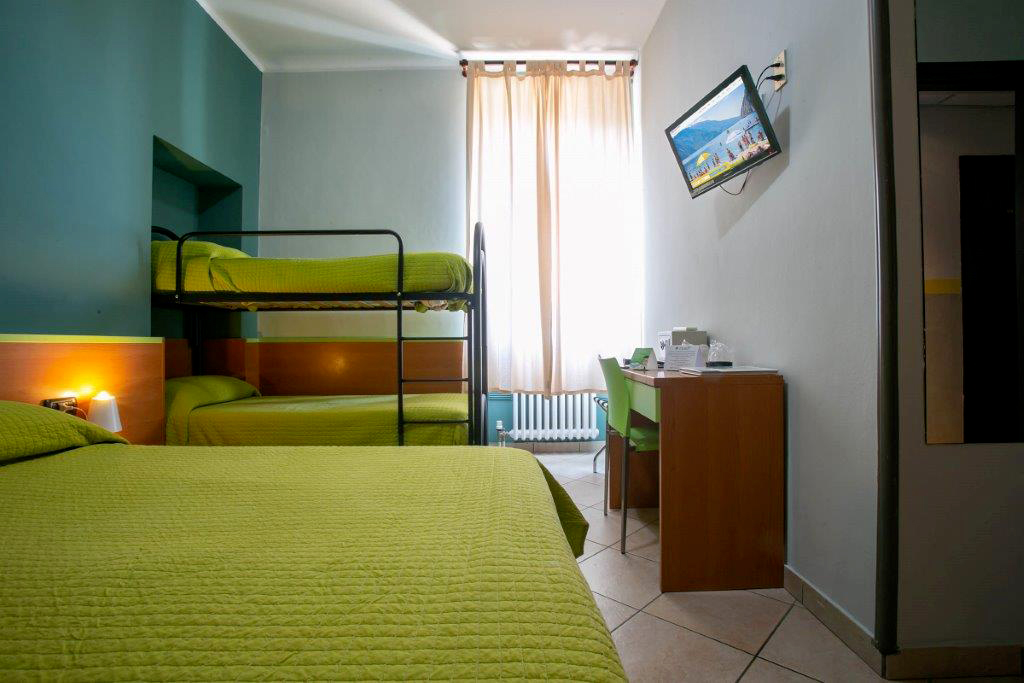 camera family quadrupla matrimoniale più letto a castello hotel albergo milano bergamo aeroporto orio al serio